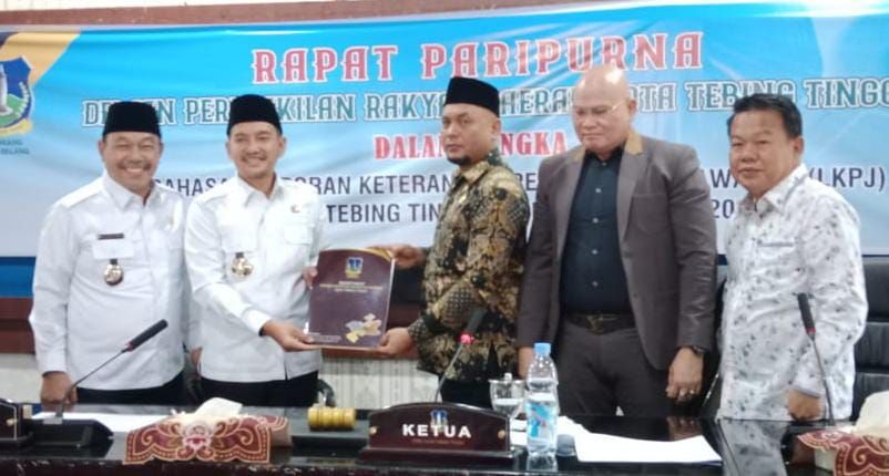 DPRD Tebingtinggi Sampaikan 21 Rekomendasi Terkait LKPJ