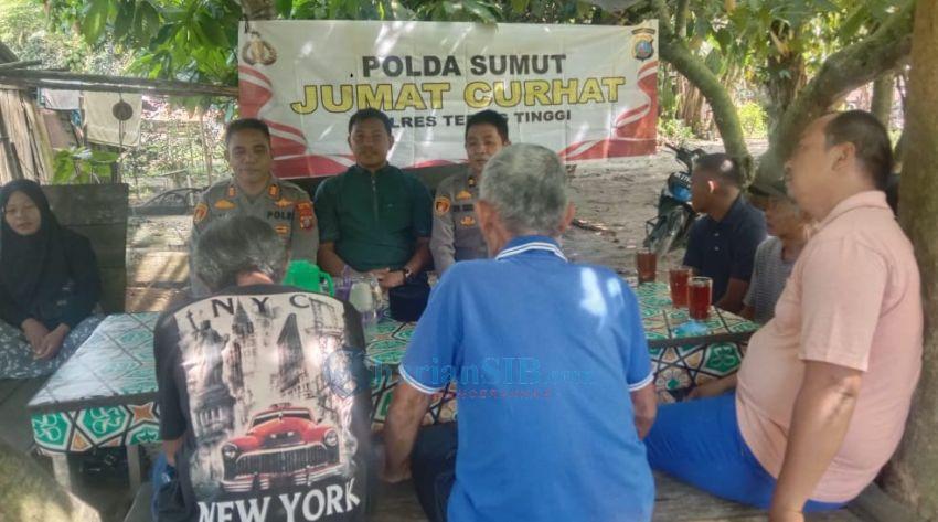 Polsek Tebingtinggi Lakukan Jumat Curhat di Desa Seisarimah Sergai