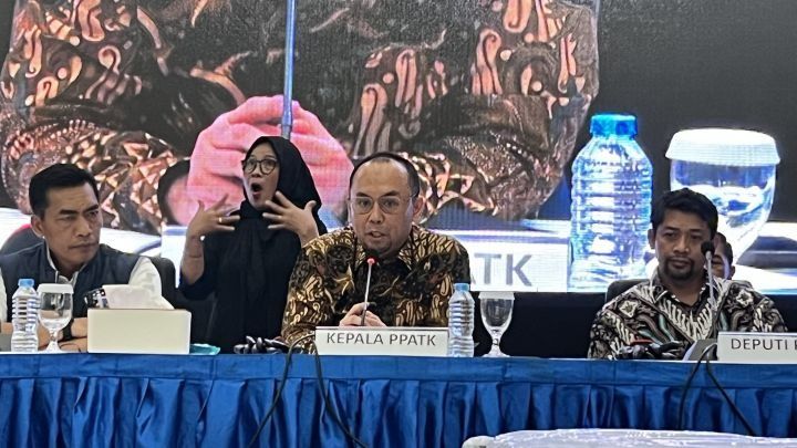 PPATK: Petani Dipaksa Pelaku Judol Buka Rekening untuk Transaksi