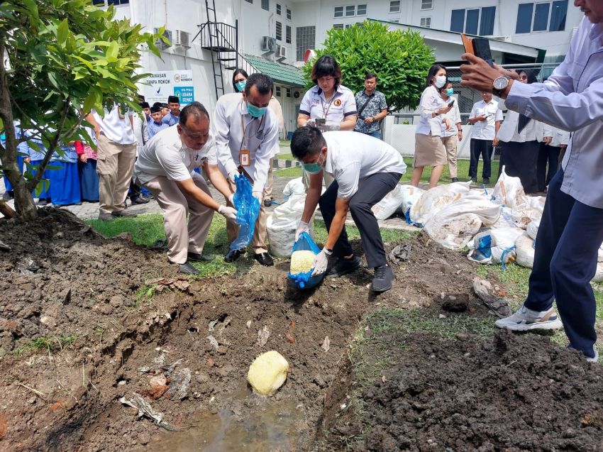 BBPOM Musnahkan 300 Kg Mi Kuning Berformalin di Medan
