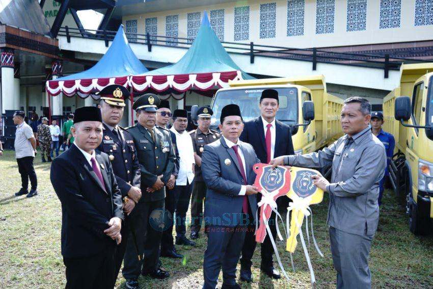 Bupati Palas Pimpin Upacara Hardiknas 2025, Tegaskan Komitmen Bangun SDM Unggul