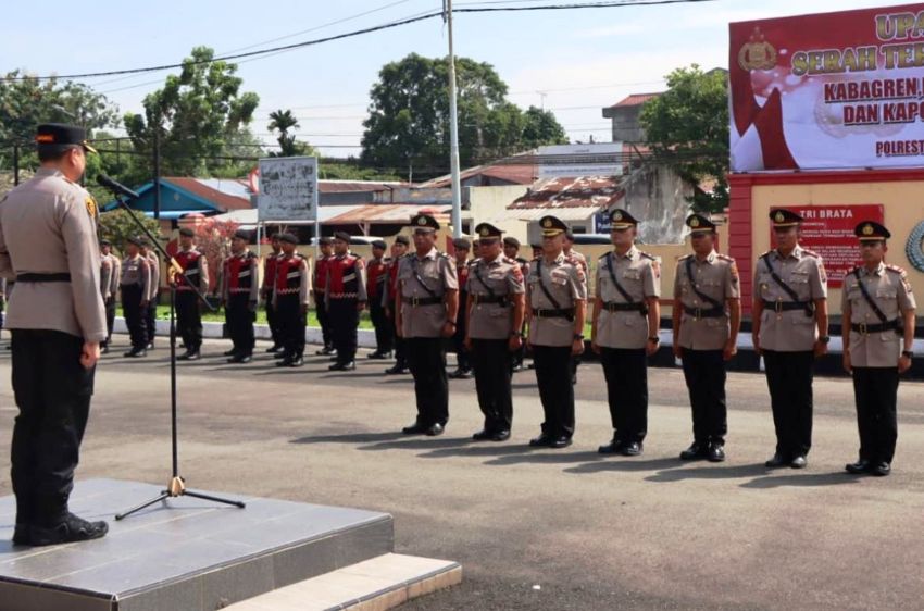 Kasat, Kabag Ren dan Kapolsek Galang di Polresta Deliserdang Sertijab