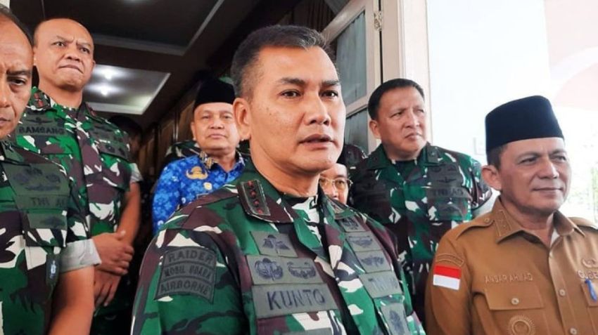 Panglima TNI Batal Mutasi Letjen Kunto jadi Staf Khusus Kasad