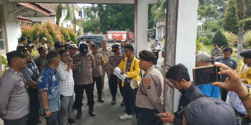 Aliansi BEM Pematangsiantar Desak BKD Periksa Anggota DPRD yang Diduga Pukul Mahasiswa