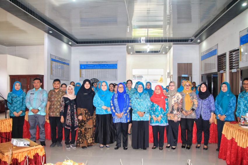 Wakil Ketua PKK Tapteng Sambut Kunker Tim Supervisi Sumut