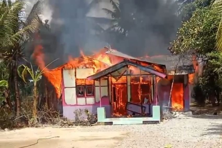 Rumah Semi Permanen Ludes Dilalap Si Jago Merah