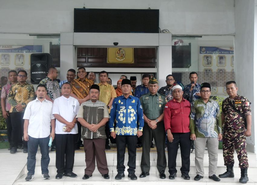 Presiden Prabowo Subianto Kurban 2 Ekor Sapi di Deliserdang