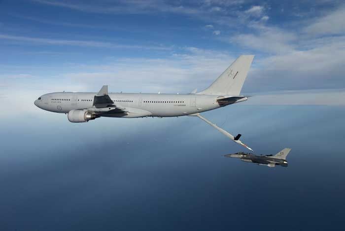 Satu-satunya hancur ! Israel Hantam Pesawat Tanker Strategis Iran