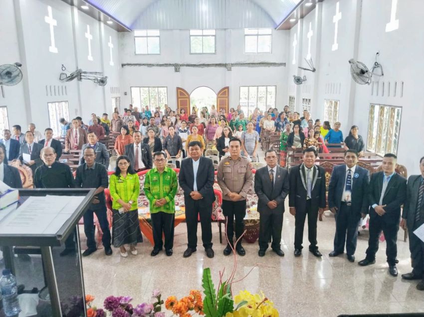 Pererat Kerukunan Umat, Polsek Tanjung Beringin Hadiri Perayaan Pentakosta PGPI Sergai 2025