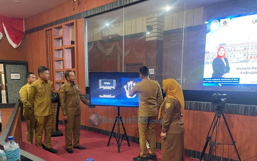 Luncurkan Aplikasi SiPraja, Buoati Labusel : Jangan Ada Lagi Pelaporan Fiktif