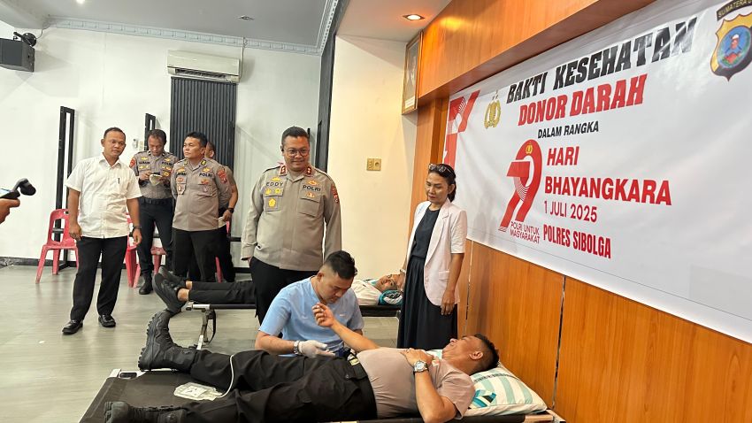 Polres Sibolga Gelar Donor Darah Sambut Hari Bhayangkara Ke-79