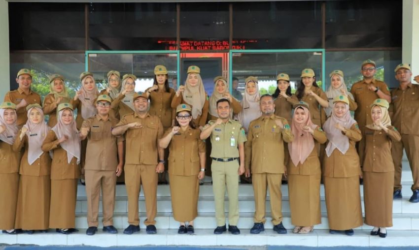 Wabup Labura Pimpin Apel Peringatan Harganas ke-32 Tahun 2025