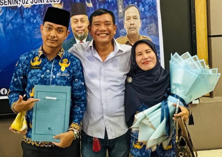 Anak Wartawan di Labura Terima SK CPNS Formasi 2024