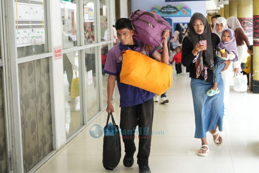 Libur panjang Kenaikan Yesus Kristus, Penumpang KA Datuk Belambangan dan Siantar Ekspres Meningkat