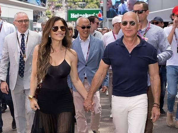 Pernikahan Mewah Jeff Bezos, Puluhan Jet Pribadi Mendarat di Venesia