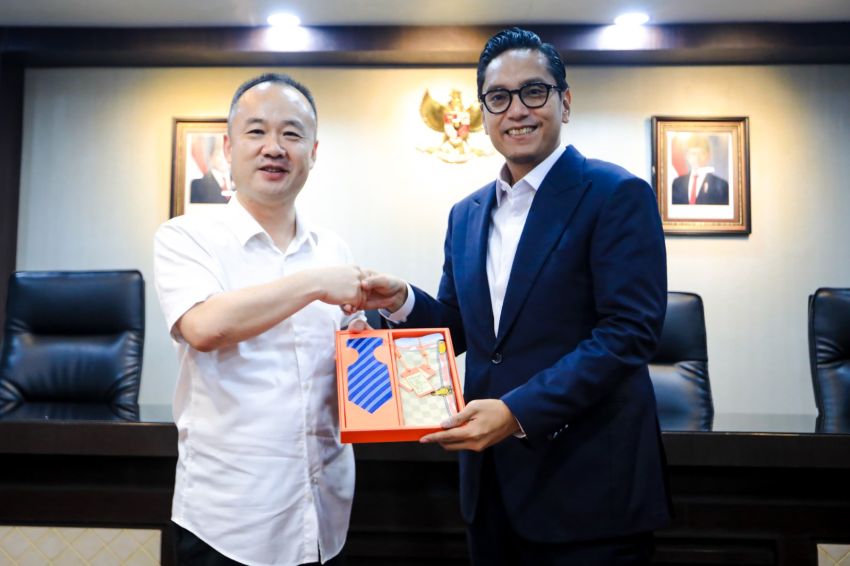 Bertemu Rico Waas, Delegasi Kota Nantong Tawarkan Kerja Sama di Bidang Pendidikan Vokasi