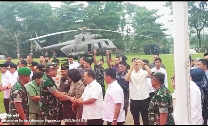 Kasad TNI Tiba di Lapangan Koramil 08/Bangun Simalungun Disambut Forkopimda
