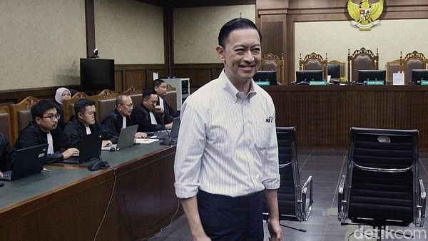 Menteri Perdagangan Tom Lembong Divonis 4,5 Tahun Penjara