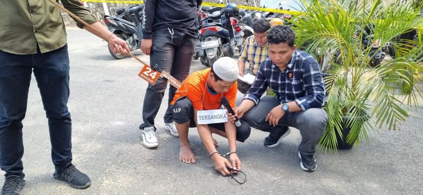Pembunuh Janda di Silangkitang Lakukan 25 Adegan dalam Rekonstruksi di Polres Labusel