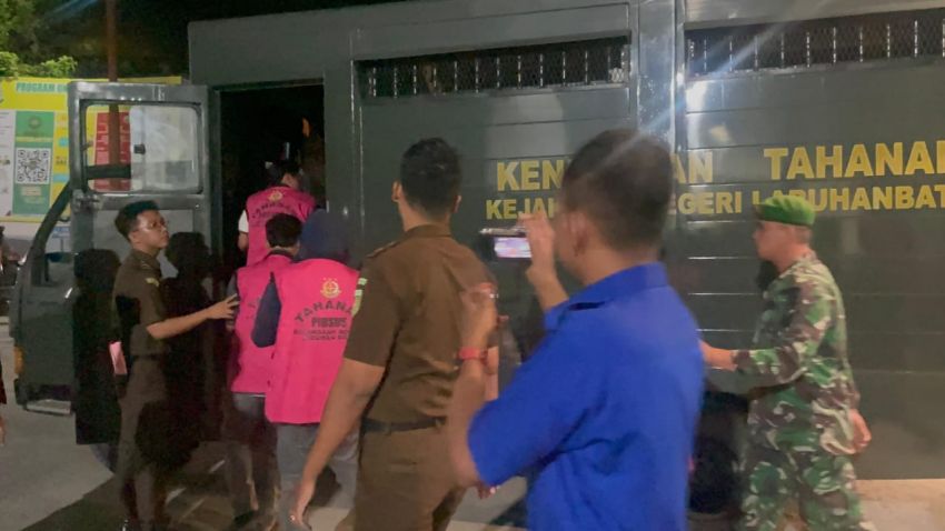 Kejari Labuhanbatu Tahan 6 Tersangka Dugaan Korupsi Renovasi 3 Puskesmas, 2 Mantan Napi KPK dan 1 Kadis