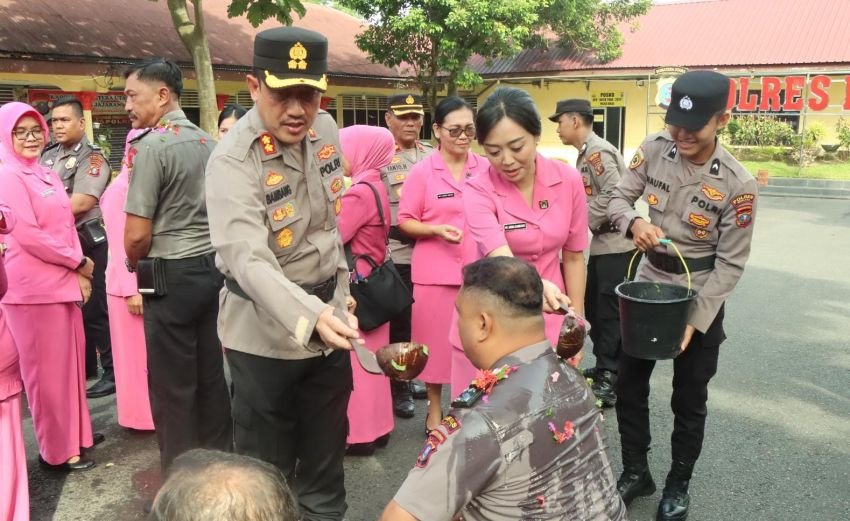 Kapolres Binjai Lantik 51 Personel yang Naik Pangkat