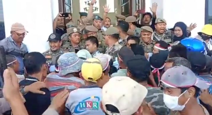 Demo AKTA, Ratusan Massa Menuntut Lahan PT BSP Digunakan Untuk Program Ketahanan Pangan Koptan Asahan