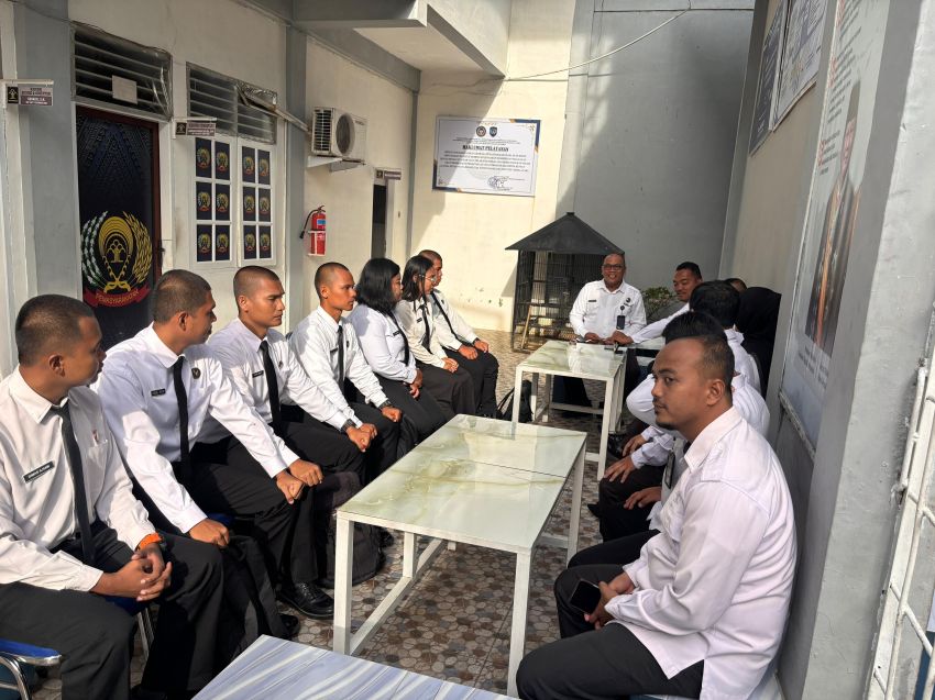 Kalapas Barus Beri Penguatan Nilai-nilai Pemasyarakatan kepada 7 CPNS Baru