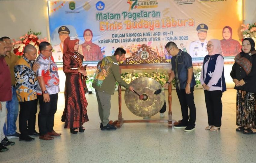 Pagelaran Etnis Budaya Semarakkan HUT ke-17 Labura