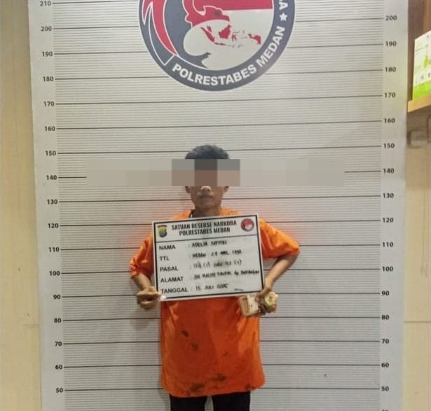 Satres Narkoba Ringkus Seorang Wanita Pengedar Sabu di Jalan Masjid Taufiq