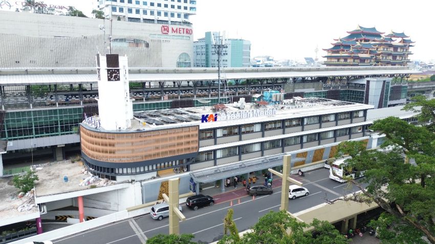 Dukung Energi Hijau, KAI Sumut Gunakan PLTS di Stasiun Medan