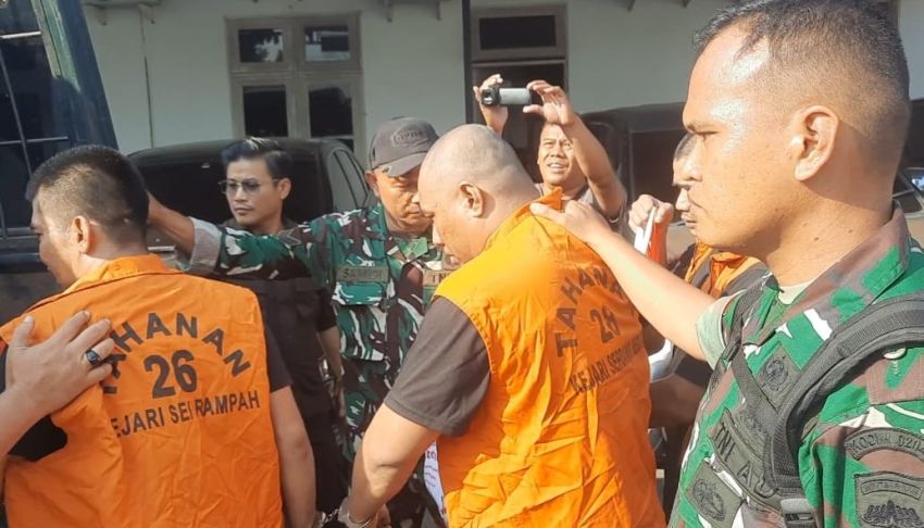 Kejari Sergai Terima Penyerahan Tersangka dan Barang Bukti Pelaku Pembacokan Jaksa Kejari Deliserdang