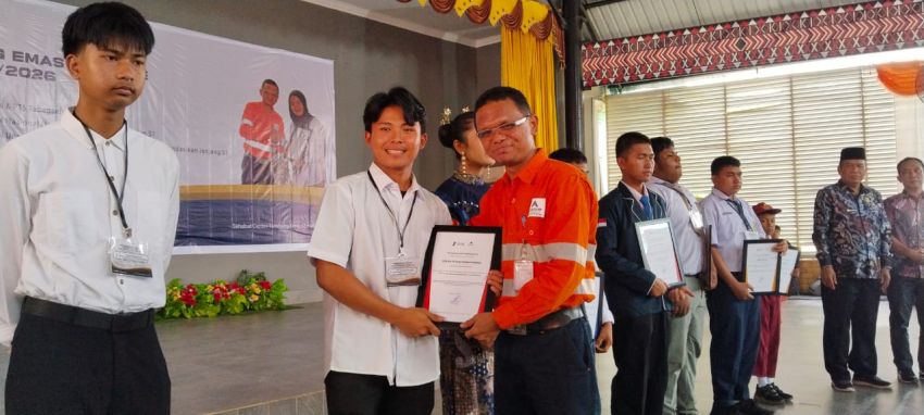 PTAR Kembali Luncurkan Program Martabe Prestasi, 596 Siswa Dapat Beasiswa