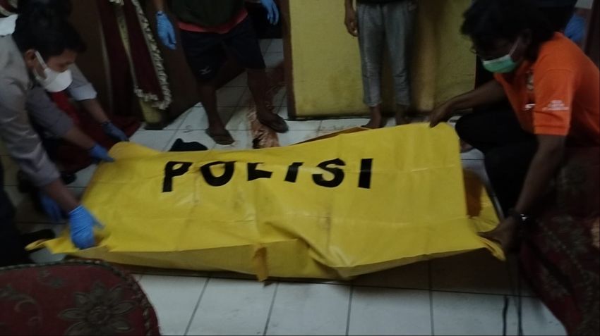 Lansia Ditemukan Meninggal dalam Rumah Terkunci di Sidikalang