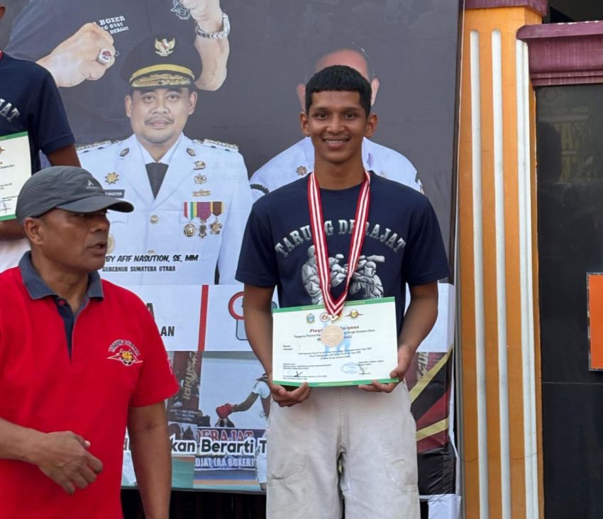 Radittia Rizky, Perunggu Kejurda Tarung Derajat untuk Orang Tua
