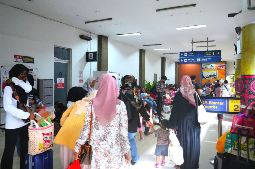 KAI Sumut Layani 1,32 Juta Penumpang Pada Semester I 2025