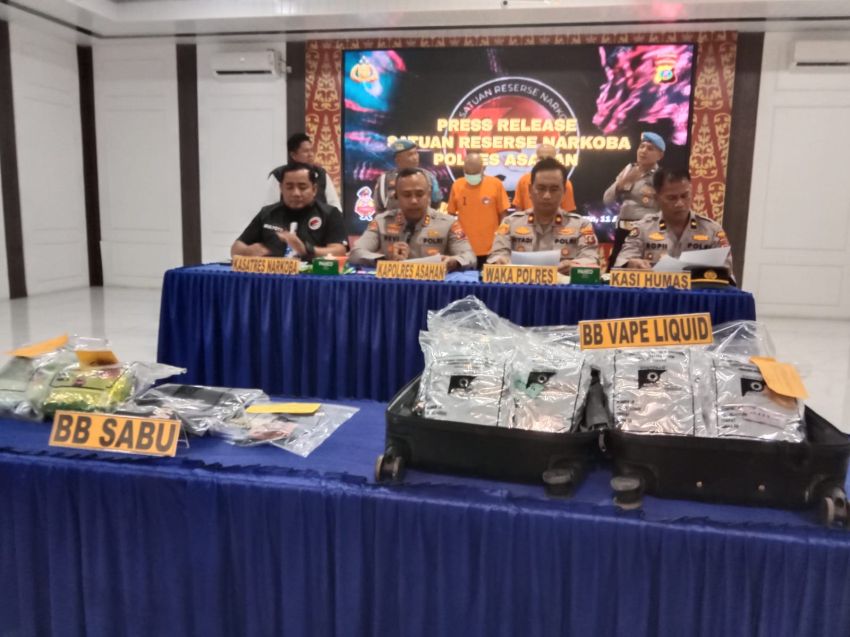 Polres Asahan Gagalkan Peredaran 2 Kg Sabu dan 1.799 Vape Liquid, Dua Kurir Ditangkap
