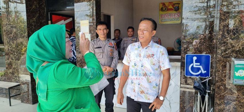 Pengaduan Belum Ditindaklanjuti, IRT Marah di Polres Labusel
