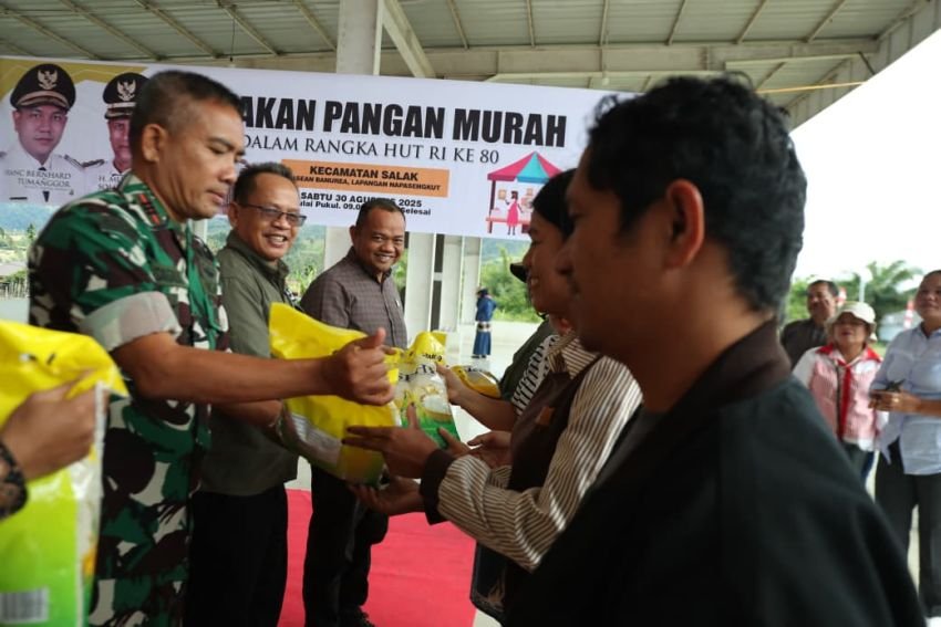 Pemkab Pakpak Bharat Gelar Pasar Murah Serentak di 8 Kecamatan