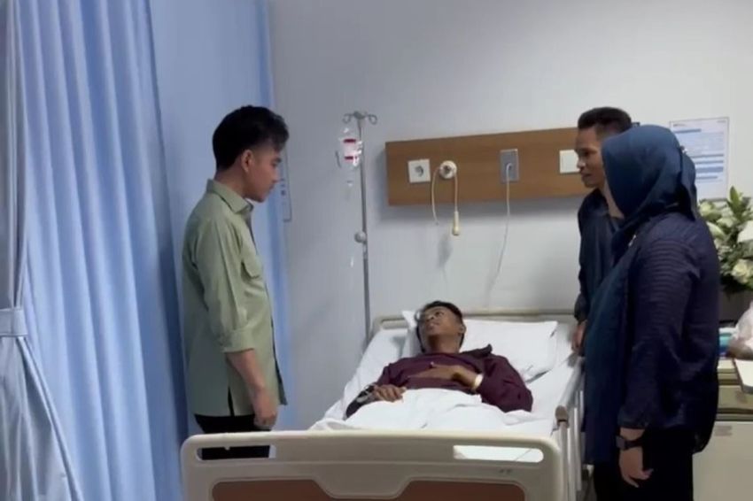 Wapres Gibran Jenguk Korban Kerusuhan