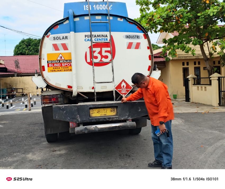 Polres Tanjungbalai Benarkan Truk Tangki Biru Putih Diduga Bermuatan BBM Ilegal Diamankan