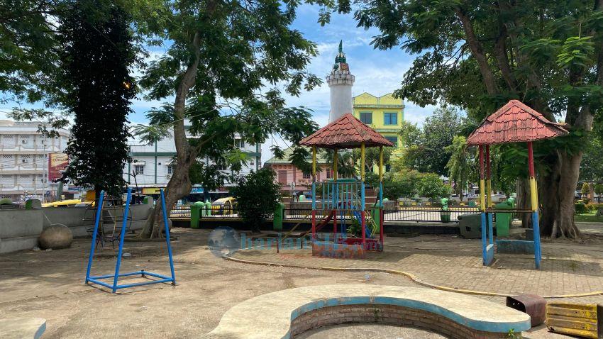 Taman Bermain Lapangan Sri Mersing Tebingtinggi Memprihatinkan, Besi Fasilitas Olahraga Raib