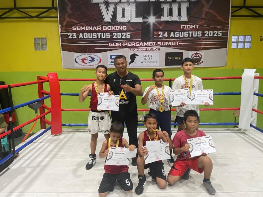 Tiga Atlet Tinju Muda Tanjungbalai Marga Simanjuntak Torehkan Prestasi di Ajang Boxing Karno Fight Medan