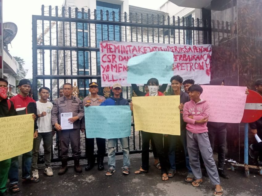 Mahasiswa Demo di Kejati Pertanyakan Kasus Dugaan Korupsi PTPN 4 Regional 2