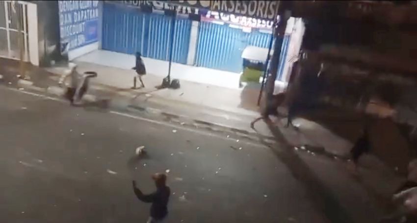 Meresahkan ! Tawuran Remaja di Kota Sibolga Gunakan Sajam Hingga Obor Api