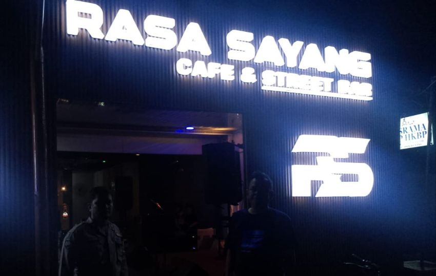 Tindaklanjuti Laporan 110, Polsek Siantar Timur Hentikan Live Musik di Cafe Rasa Sayang