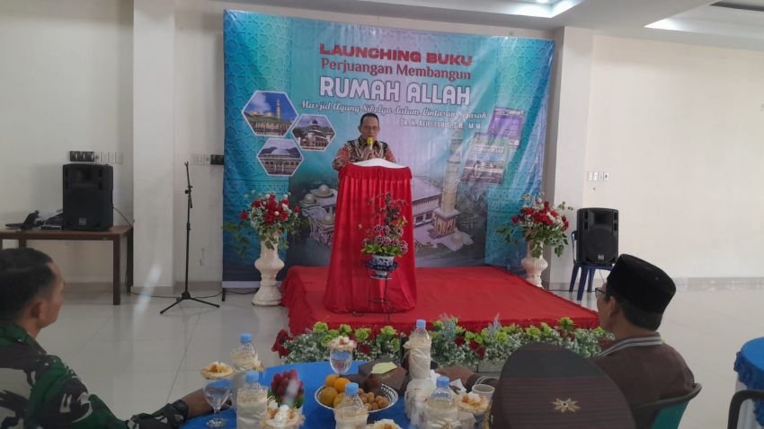 Wali Kota Sibolga Launching Buku Perjuangan Membangun Rumah Allah