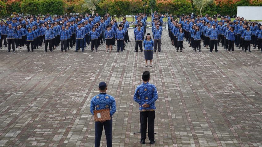 Wabup Toba minta ASN Menjadi Sosok Yang Peduli, Berlaku Adil dan Dapat Berbagi