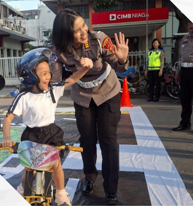 HUT ke-70 Lantas Bhayangkara, Sat Lantas Polrestabes Medan Gelar Aksi Sosial dan Edukasi