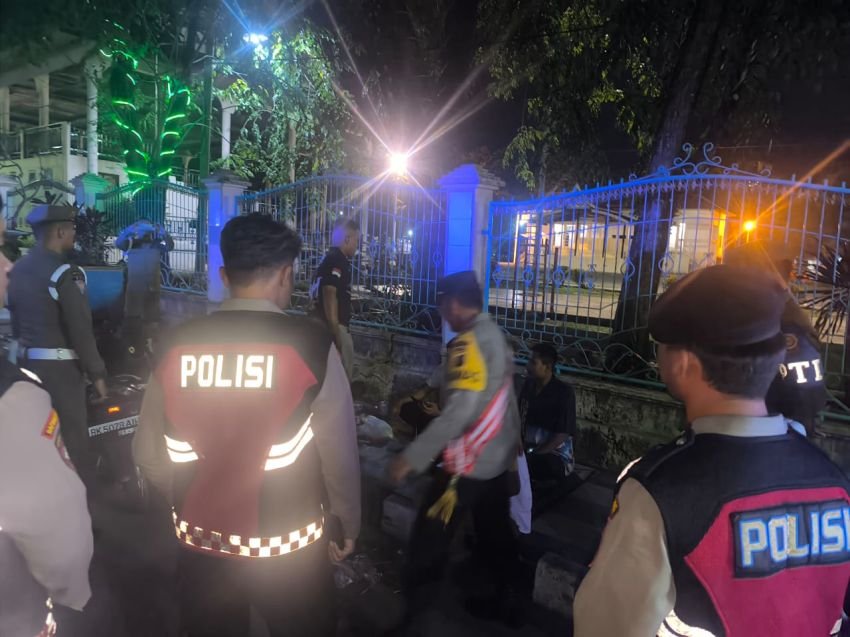 Polisi Sambangi Tempat Keramaian di Sibolga Cegah Aksi Premanisme
