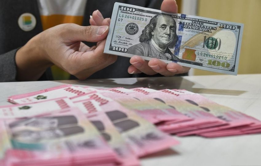 Ekonomi AS Menguat, Rupiah dan Emas Sama-Sama Terhimpit